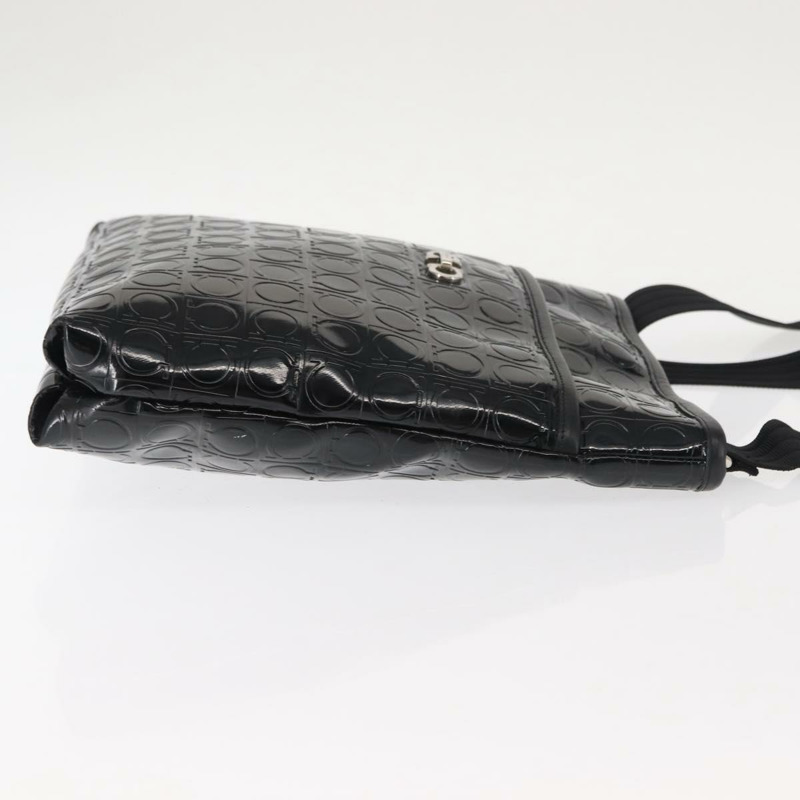 【日本直送】Salvatore Ferragamo Gancini 琺瑯黑單肩包 正品 BA6810-2