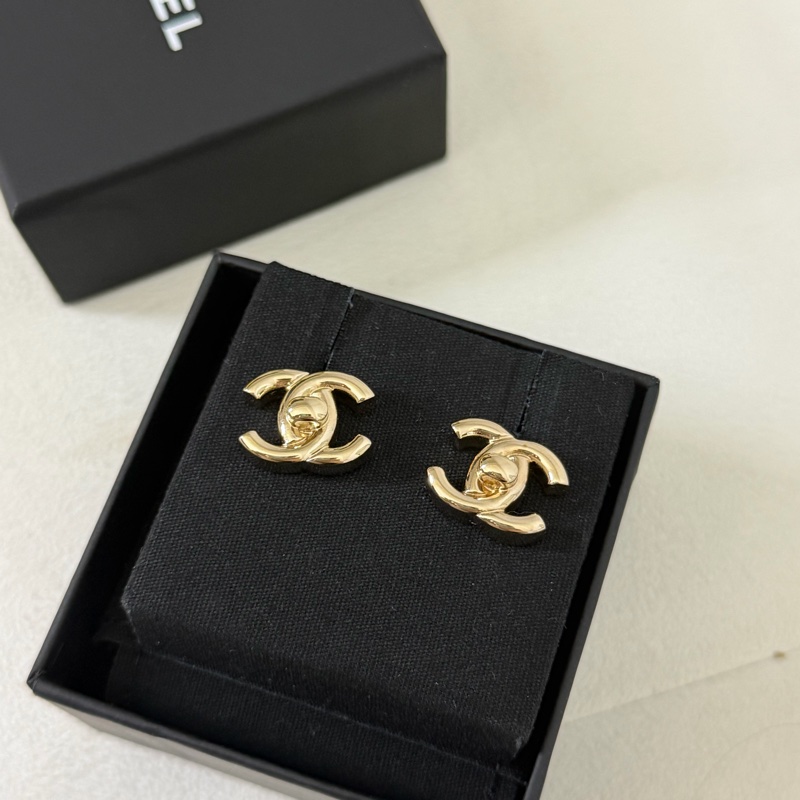 全新 Chanel 書包釦 耳環 淡金色 耳釘-0