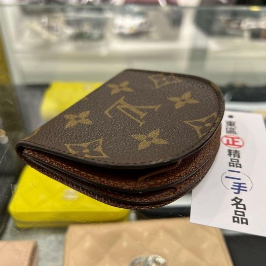 東區正精品㊣LV LOUIS VUITTON 原花釦子零錢包 RZ5932-6