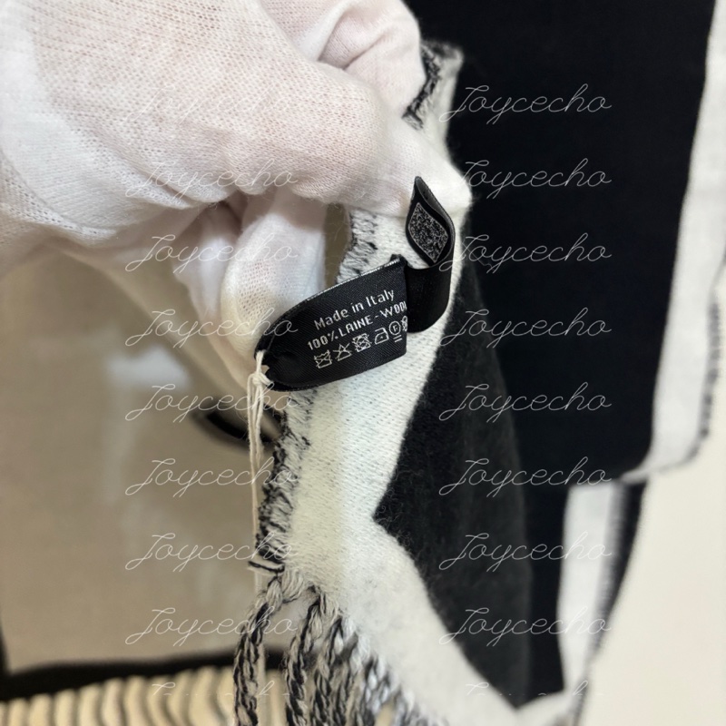 『全新』Chanel 香奈兒 小香 黑白羊毛圍巾-7