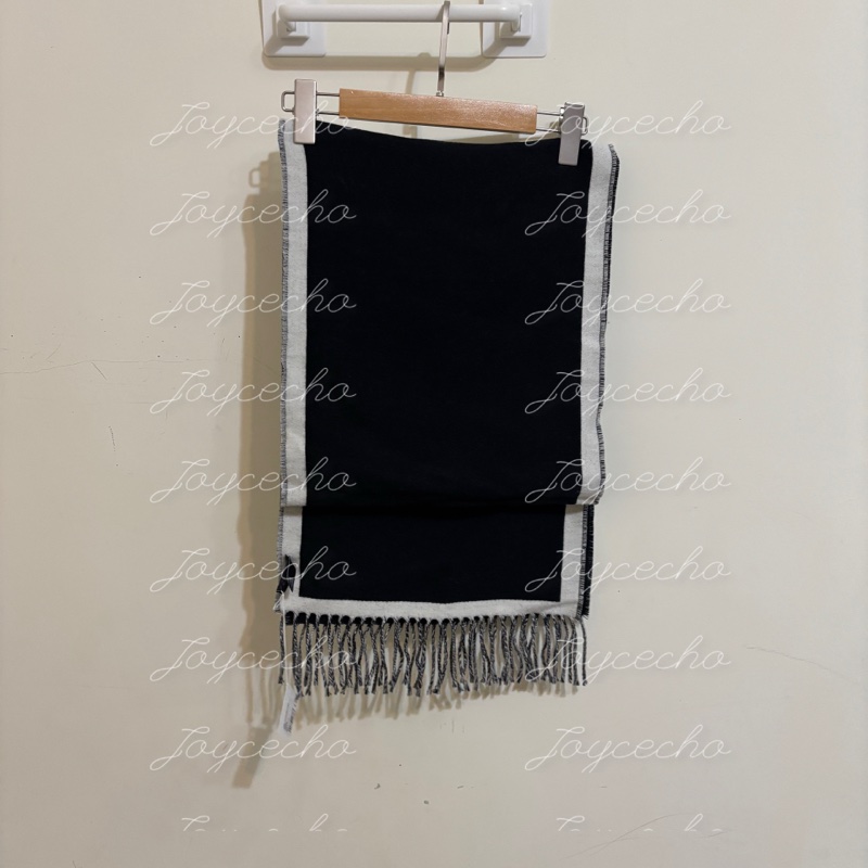 『全新』Chanel 香奈兒 小香 黑白羊毛圍巾-13