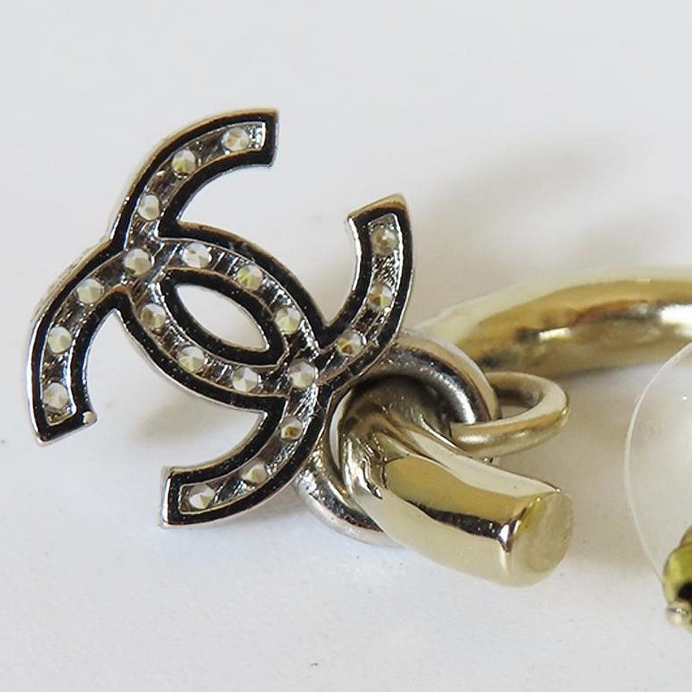 【巴黎站二手名牌專賣店】*現貨*CHANEL 香奈兒 真品*AB8298 銀色水鑽雙C吊墜淡金色小C彎針式耳環-2