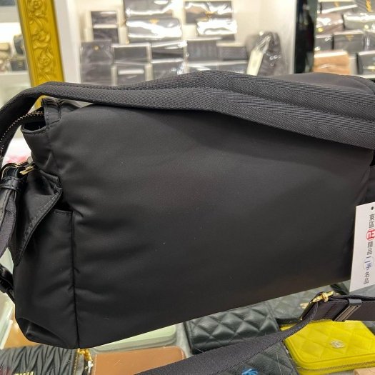 東區正精品㊣PRADA 1BD394 近全新黑色尼龍金三角牌雙口袋相機包斜背包郵差包手提包 RZ5917-9
