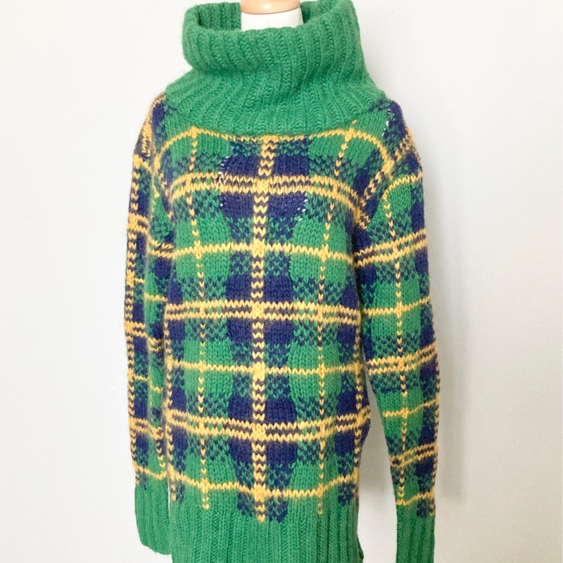 近新正品CELINE粗針織長版格紋寬領毛衣-0