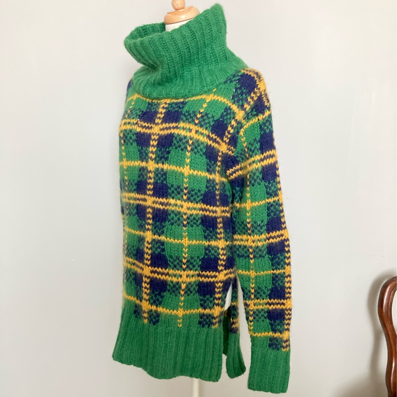 近新正品CELINE粗針織長版格紋寬領毛衣-7