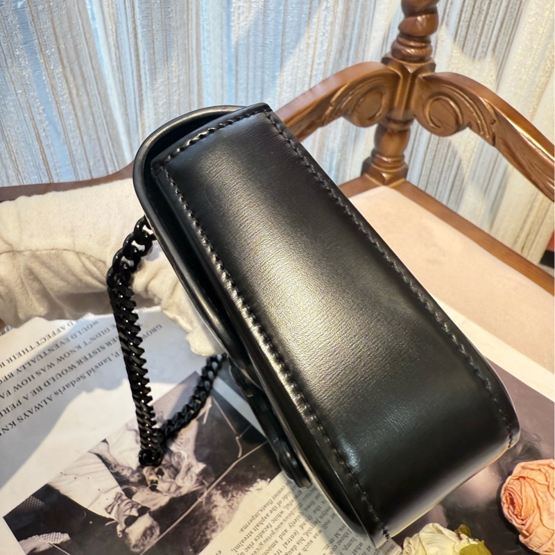 Celine 黑色凯旋门 黑色链条 腋下包-3