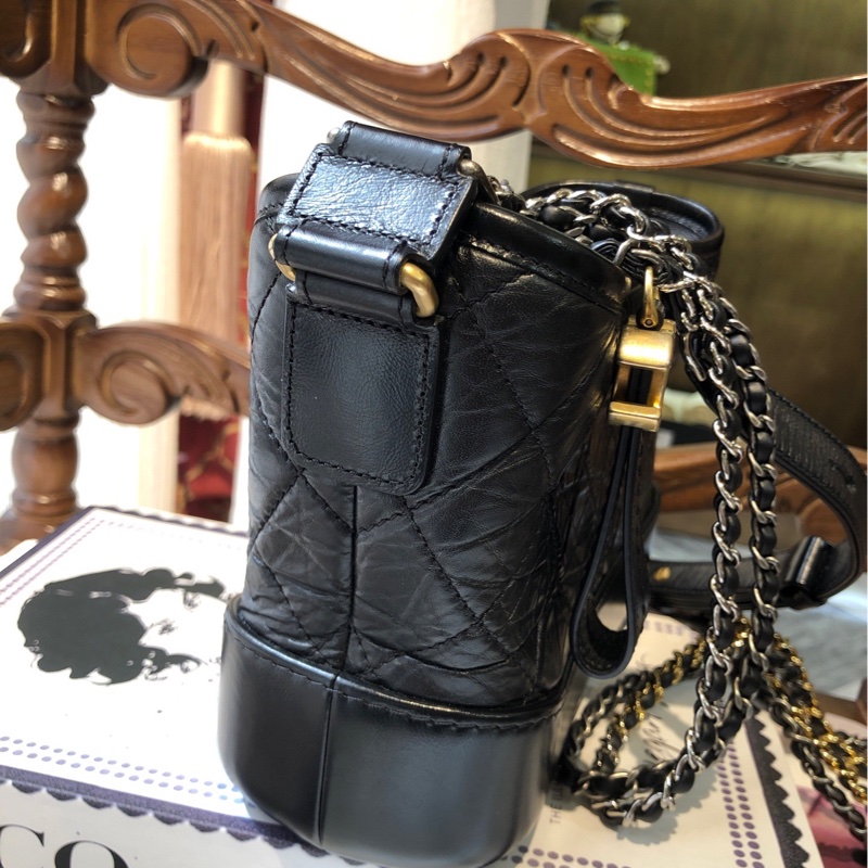 Chanel 香奈儿黑金流浪包 小号 28开-3