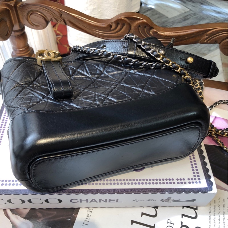 Chanel 香奈儿黑金流浪包 小号 28开-4