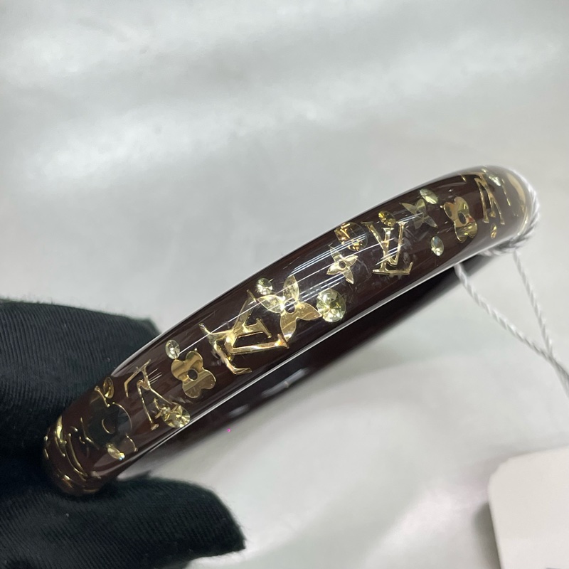 LV 金片Logo 水鑽裝飾 啡色手環 XB325-2