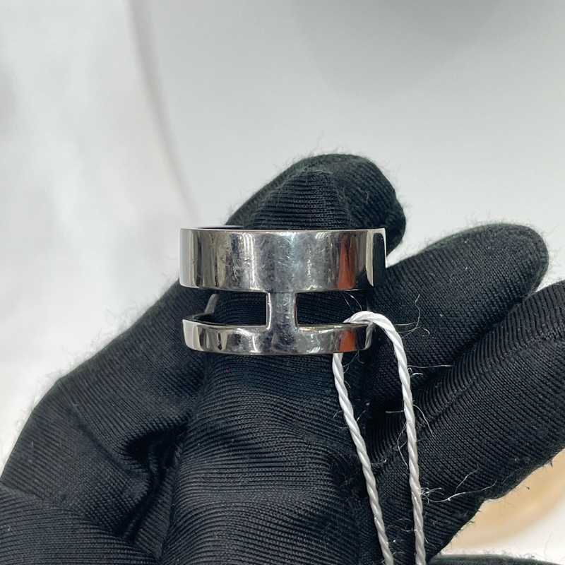 FENDI Bad Bugs 槍色小怪獸不鏽鋼戒指 X939-3