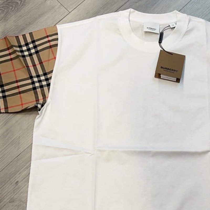 ⏰ 買對時間最省錢!雙11限時價開啟中🛒【BURBERRY 巴寶莉】經典格紋 印花棉質T恤 白(下單前須先私訊)-1