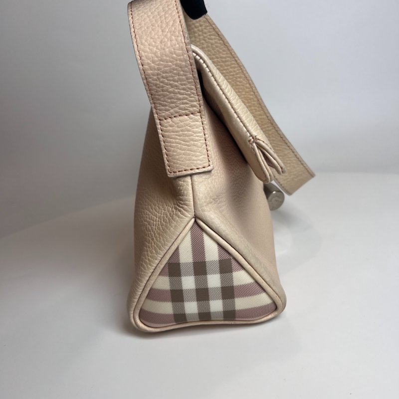 BURBERRY 牛角扣單肩包-3