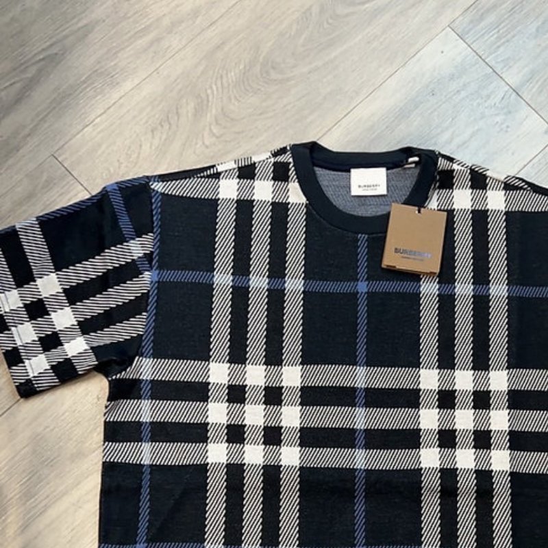 🤣 雙11到了，我的理智正式下線 💸【BURBERRY 巴寶莉】經典格紋短袖T恤 深藍(下單前須先私訊)-3