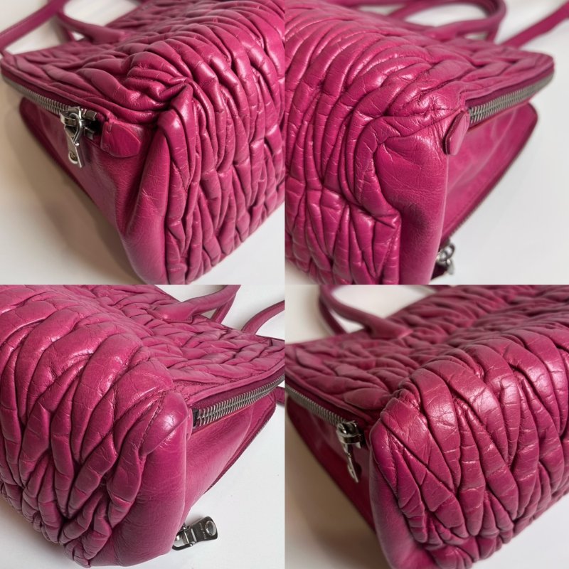 MIU MIU 桃粉皺褶兩用包-10