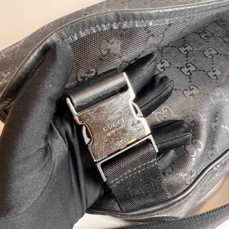 GUCCI 201732 黑老花肩背包-13