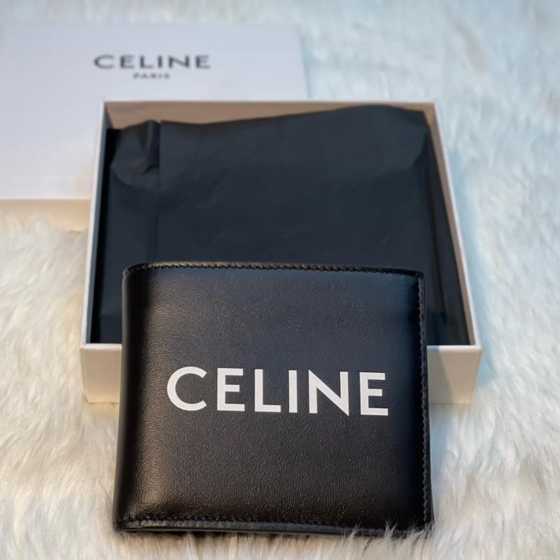 🚨 雙11最後倒數・今晚錯過等明年！【CELINE】新款印花LOGO平滑小牛皮零錢袋短夾(下單前須先私訊)-1