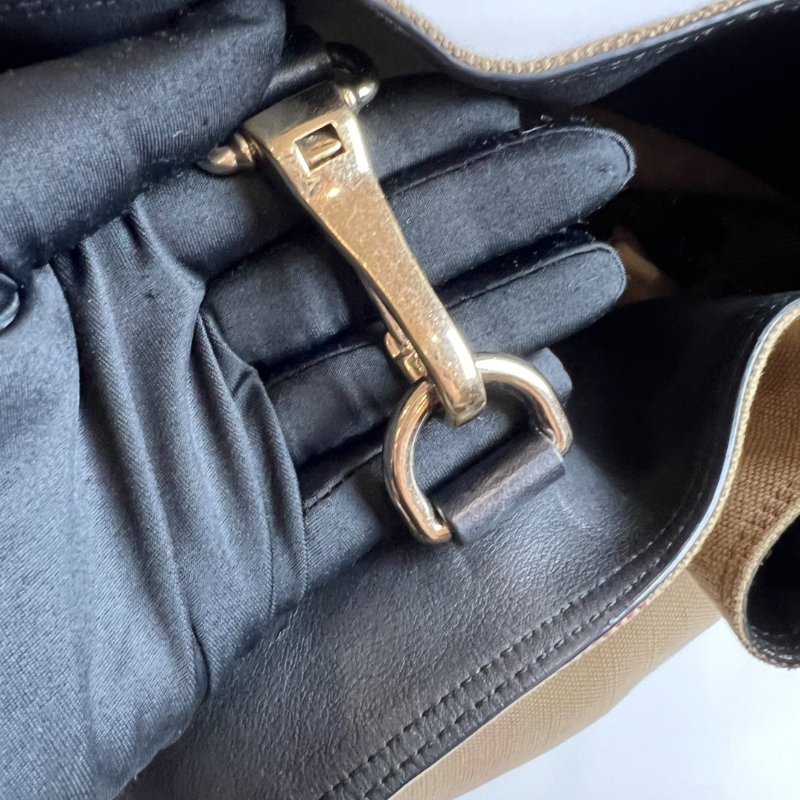 BURBERRY 帆布水桶包-6