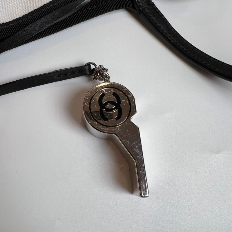 CHANEL 帆布托特包黑白 21開-8