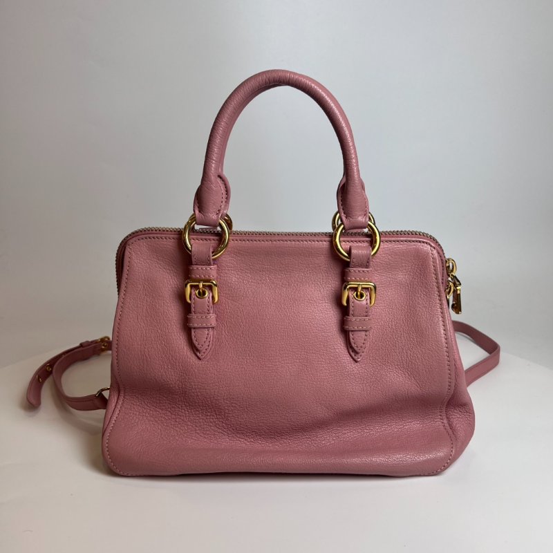 MIUMIU 粉牛皮兩用包-1