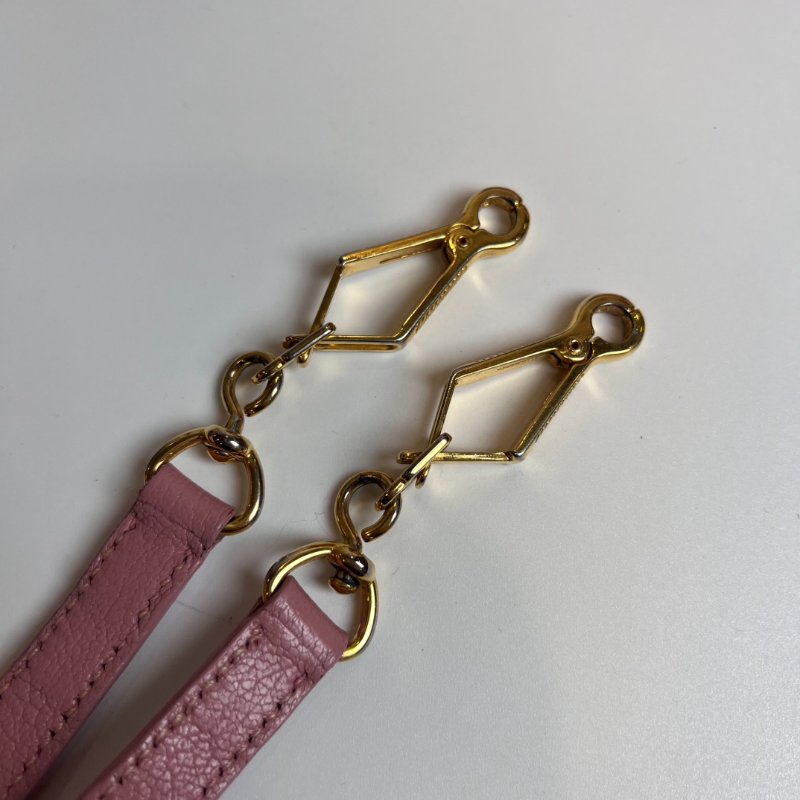 MIUMIU 粉牛皮兩用包-9