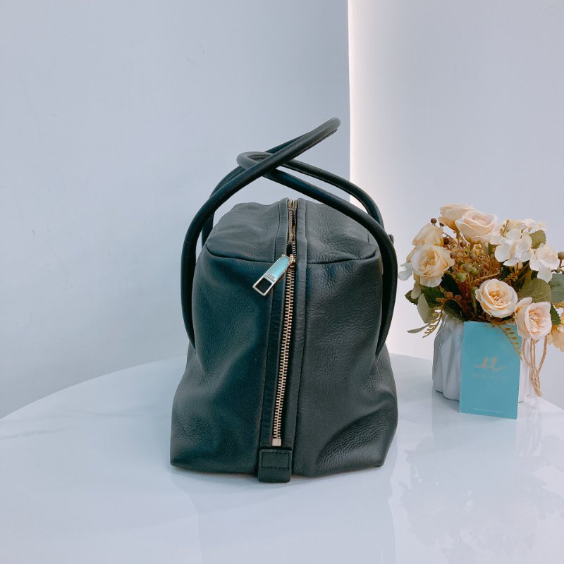 MS0355 Marc Jacobs 馬克·雅各布斯 保齡球包 黑金 手提 腋下 The Duet Mini Satchel Calfskin Black x GHW-3