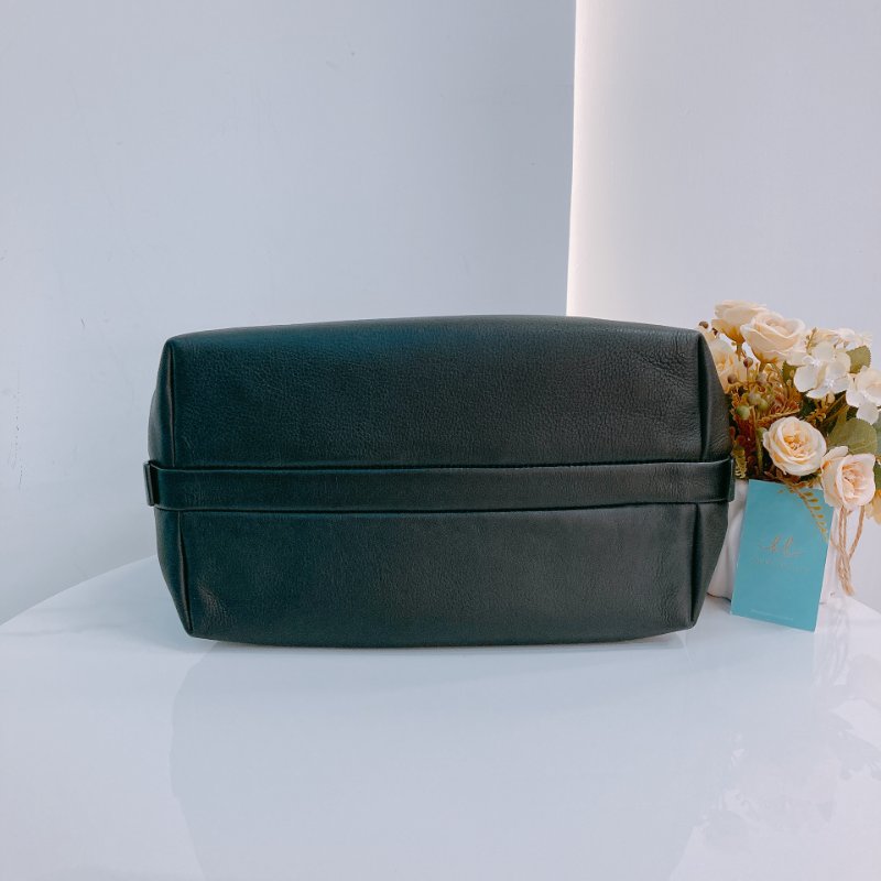 MS0355 Marc Jacobs 馬克·雅各布斯 保齡球包 黑金 手提 腋下 The Duet Mini Satchel Calfskin Black x GHW-4