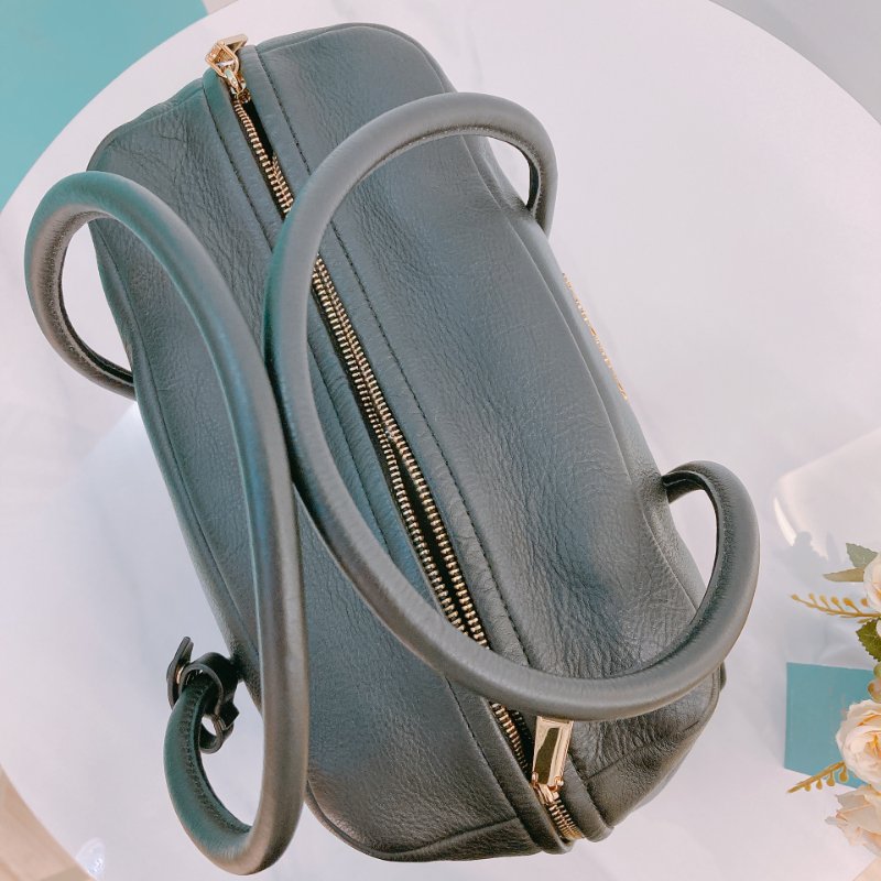 MS0355 Marc Jacobs 馬克·雅各布斯 保齡球包 黑金 手提 腋下 The Duet Mini Satchel Calfskin Black x GHW-10