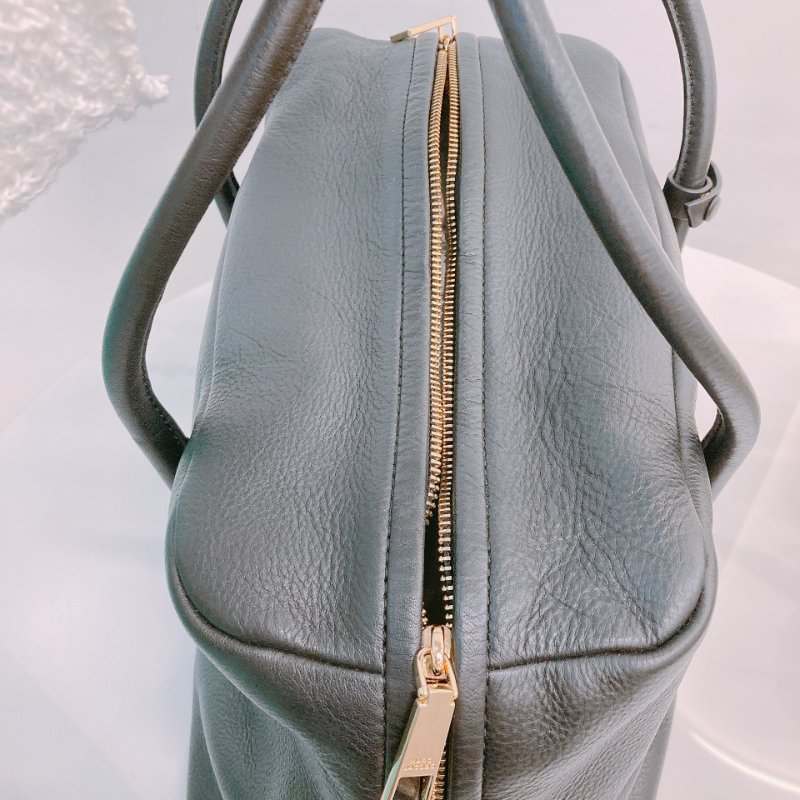 MS0355 Marc Jacobs 馬克·雅各布斯 保齡球包 黑金 手提 腋下 The Duet Mini Satchel Calfskin Black x GHW-13