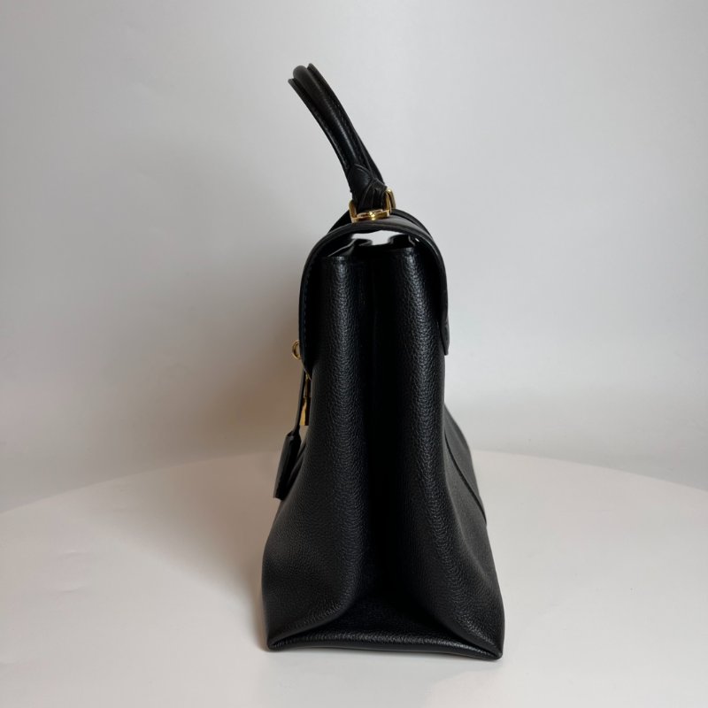 LV 黑鎖頭翻蓋側肩包-2