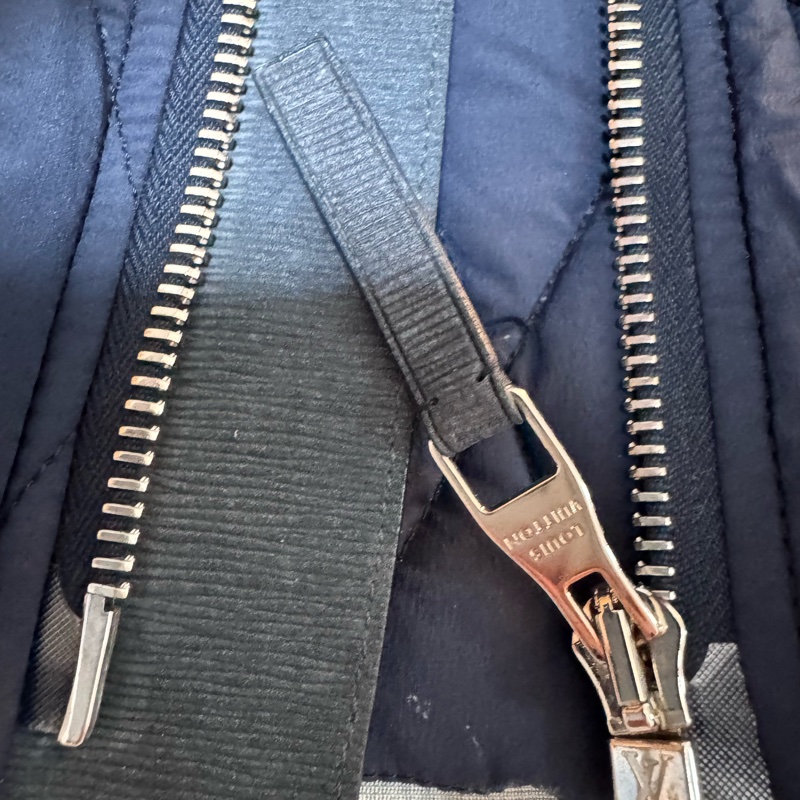 Louis Vuitton 羽絨背心,深藍馮衍背心-10