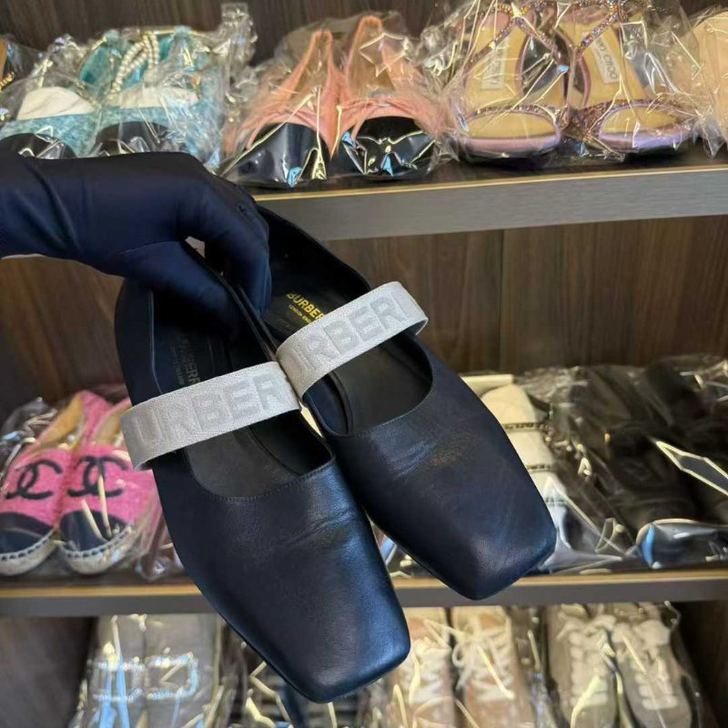 Burberry 平底鞋 39號 98新-0