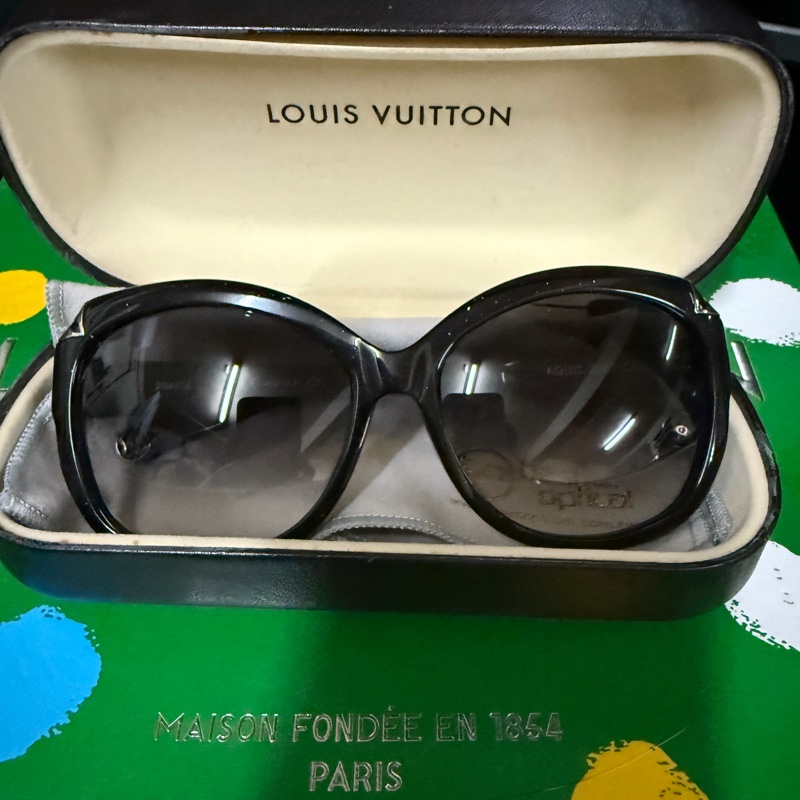 LOUIS VUITTON 黑色閃光醋酸纖維鏡框 Hortensia 太陽眼鏡  盒裝-0