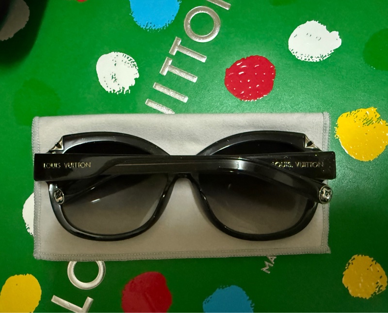 LOUIS VUITTON 黑色閃光醋酸纖維鏡框 Hortensia 太陽眼鏡  盒裝-6