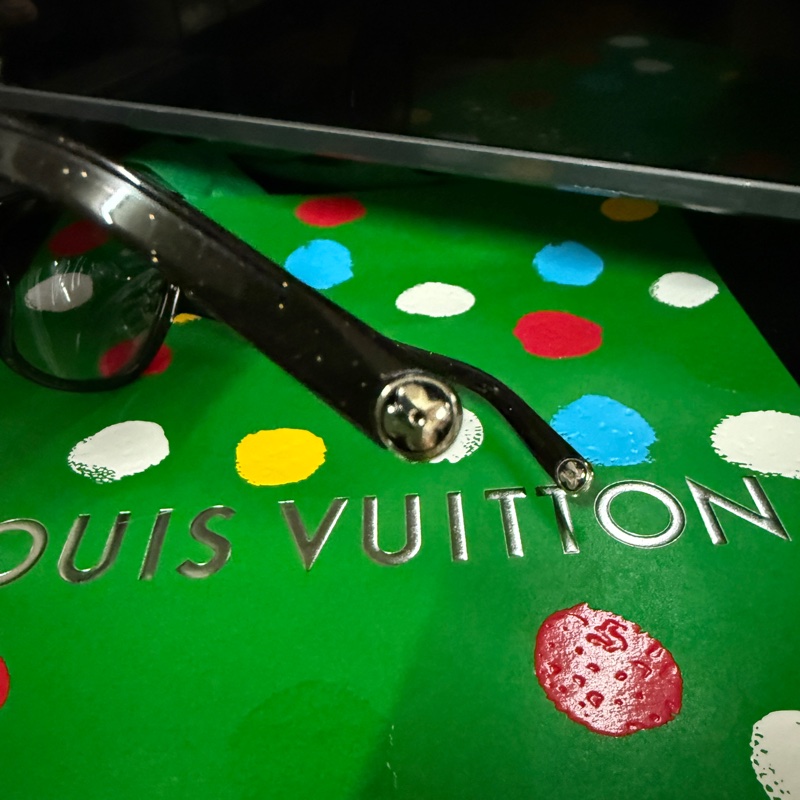 LOUIS VUITTON 黑色閃光醋酸纖維鏡框 Hortensia 太陽眼鏡  盒裝-10