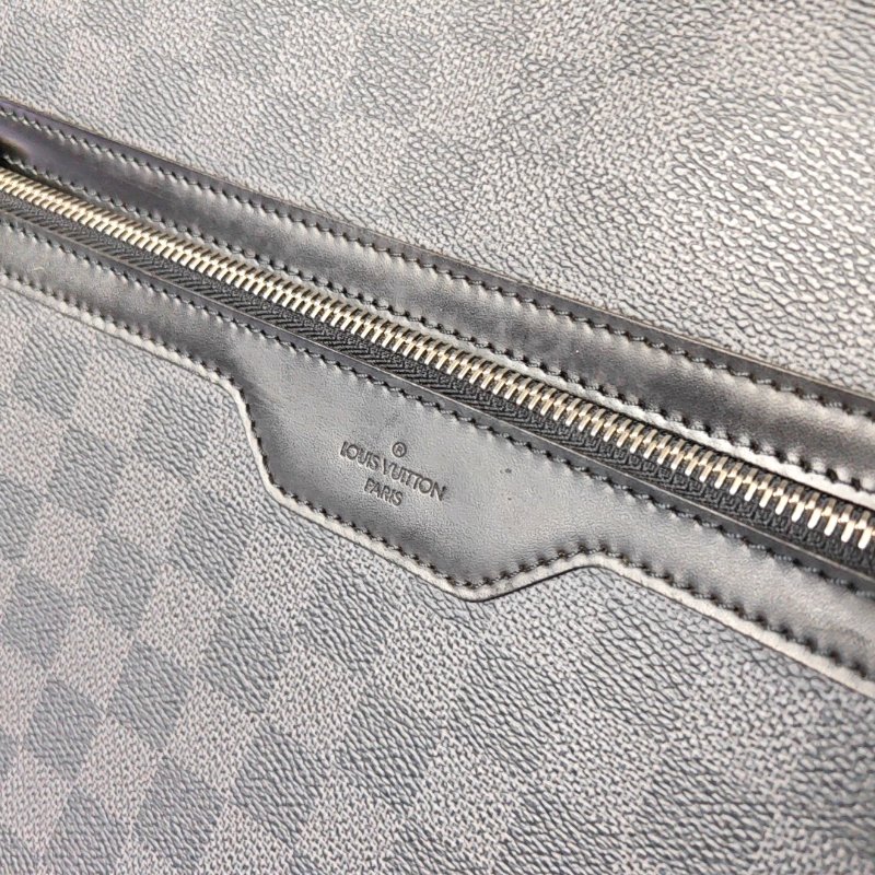 LOUIS VUITTON STEEVE 電腦公事包 灰色塗層帆布棋盤格肩背包手提包斜背包 銀色五金 可拆卸肩帶-7