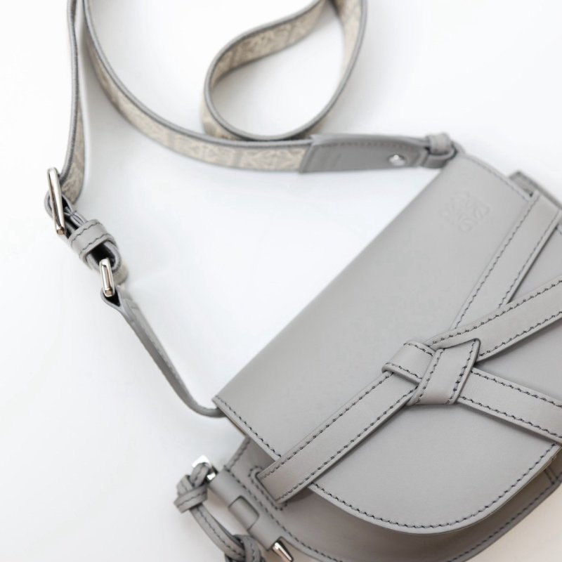 二手Loewe gate mini 珍珠灰-6