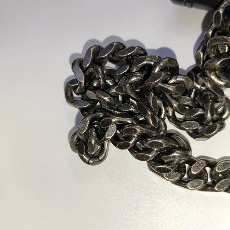 YSL NIKI中號 黑色牛皮V紋褶皺肩背包 斜背包 黑色五金-11