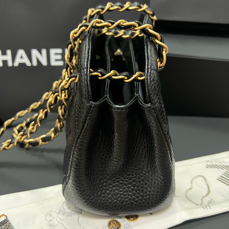 Chanel 24k 小型保齡球包-12