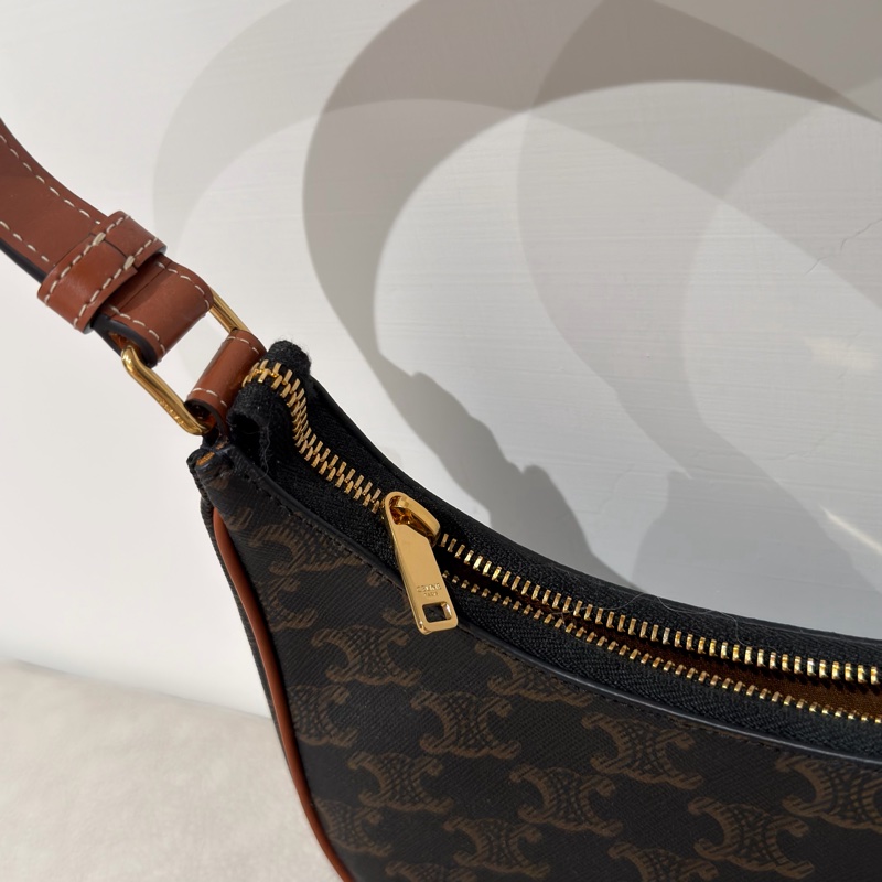 Celine AVA 經典老花款 非mini 日本東京🇯🇵購入-14