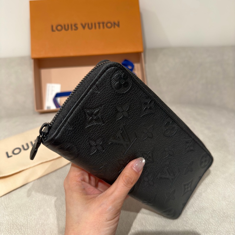 LV Louis Vuitton Monogram shadow 皮革 長夾 錢包 直式拉鏈錢包-10