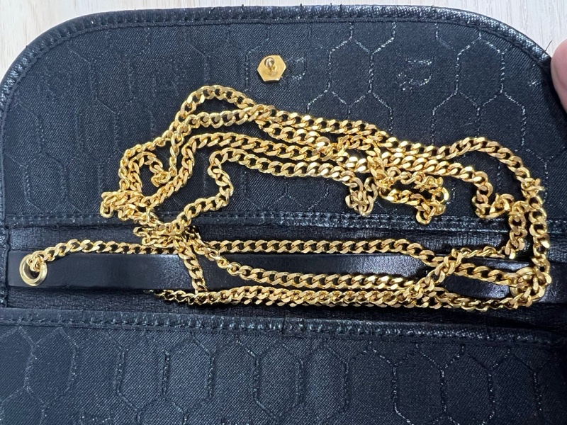 Dior迪奧黑色蜂巢鏈條包-1