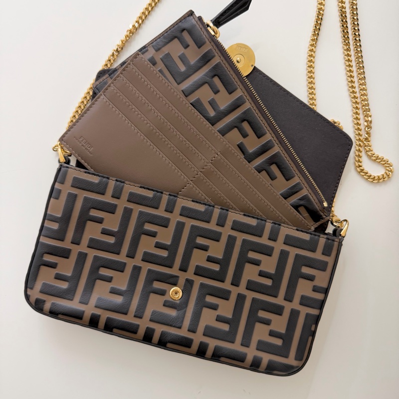 Fendi WOC 三合一 附皮夾 斜背包-1