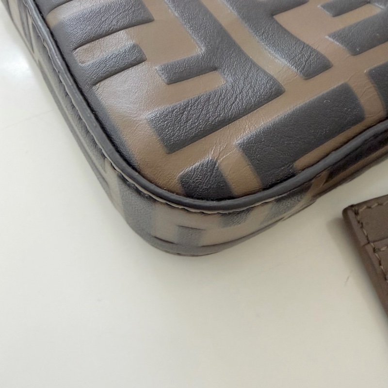 Fendi WOC 三合一 附皮夾 斜背包-14