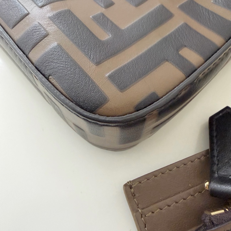 Fendi WOC 三合一 附皮夾 斜背包-15