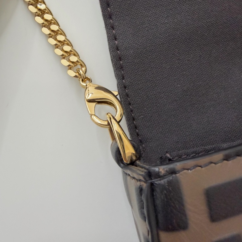 Fendi WOC 三合一 附皮夾 斜背包-18