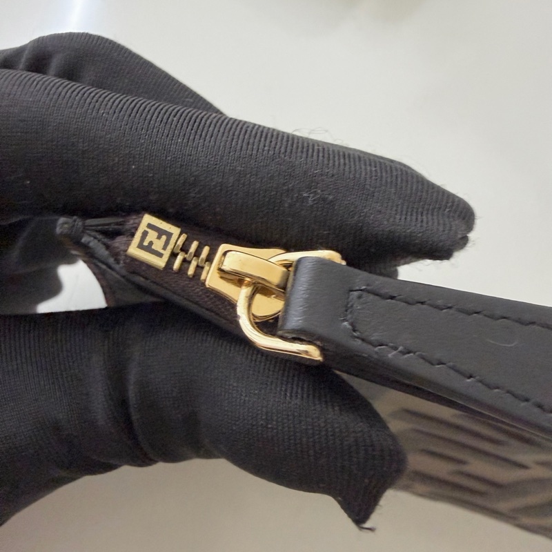 Fendi WOC 三合一 附皮夾 斜背包-22