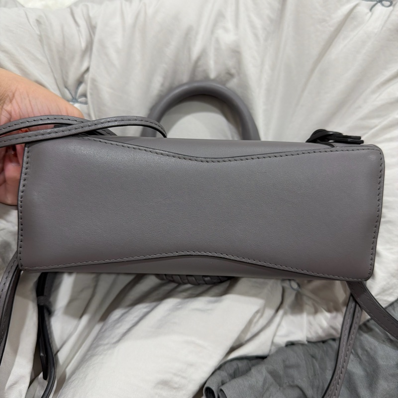 Balenciaga 迷你斜背包-7