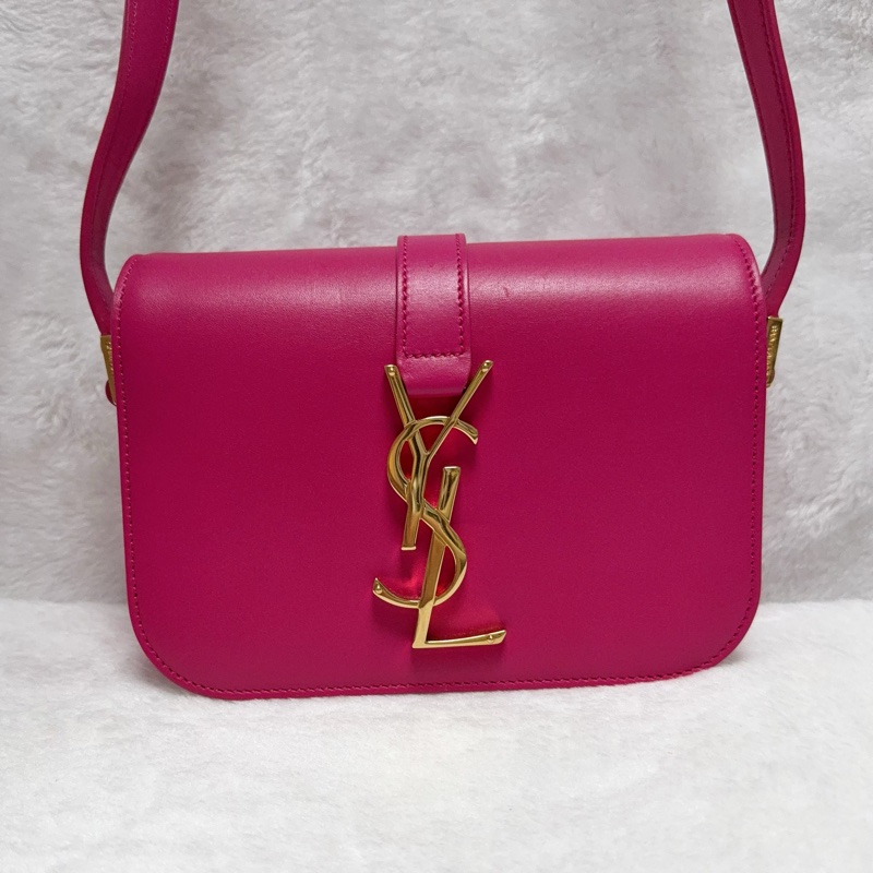 ❤️BP粉絲穿搭必備❤️YSL小號豆腐包 小牛皮斜背包 桃紅-1