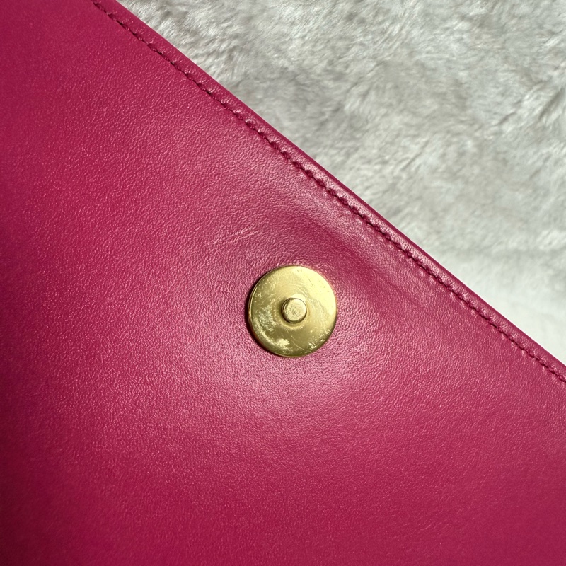 ❤️BP粉絲穿搭必備❤️YSL小號豆腐包 小牛皮斜背包 桃紅-31