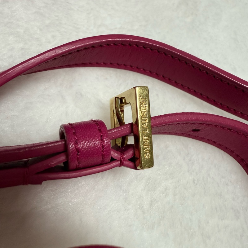 ❤️BP粉絲穿搭必備❤️YSL小號豆腐包 小牛皮斜背包 桃紅-53